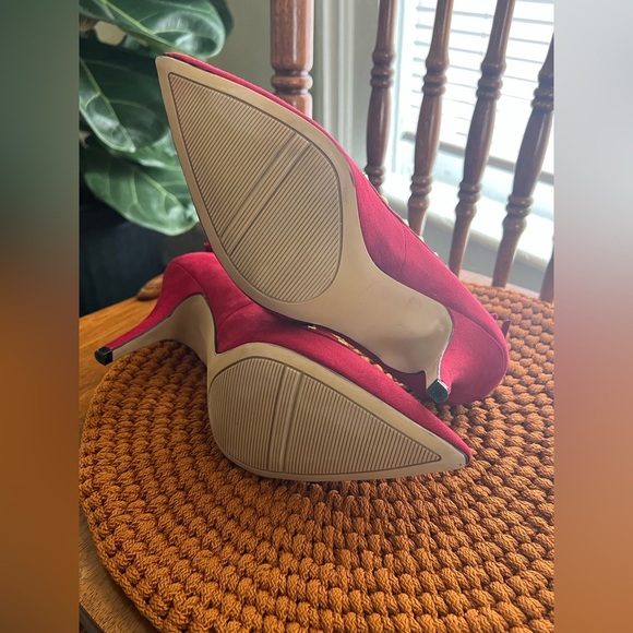 Elle Red Suede Studded Women's Heels - Picture 5 of 7